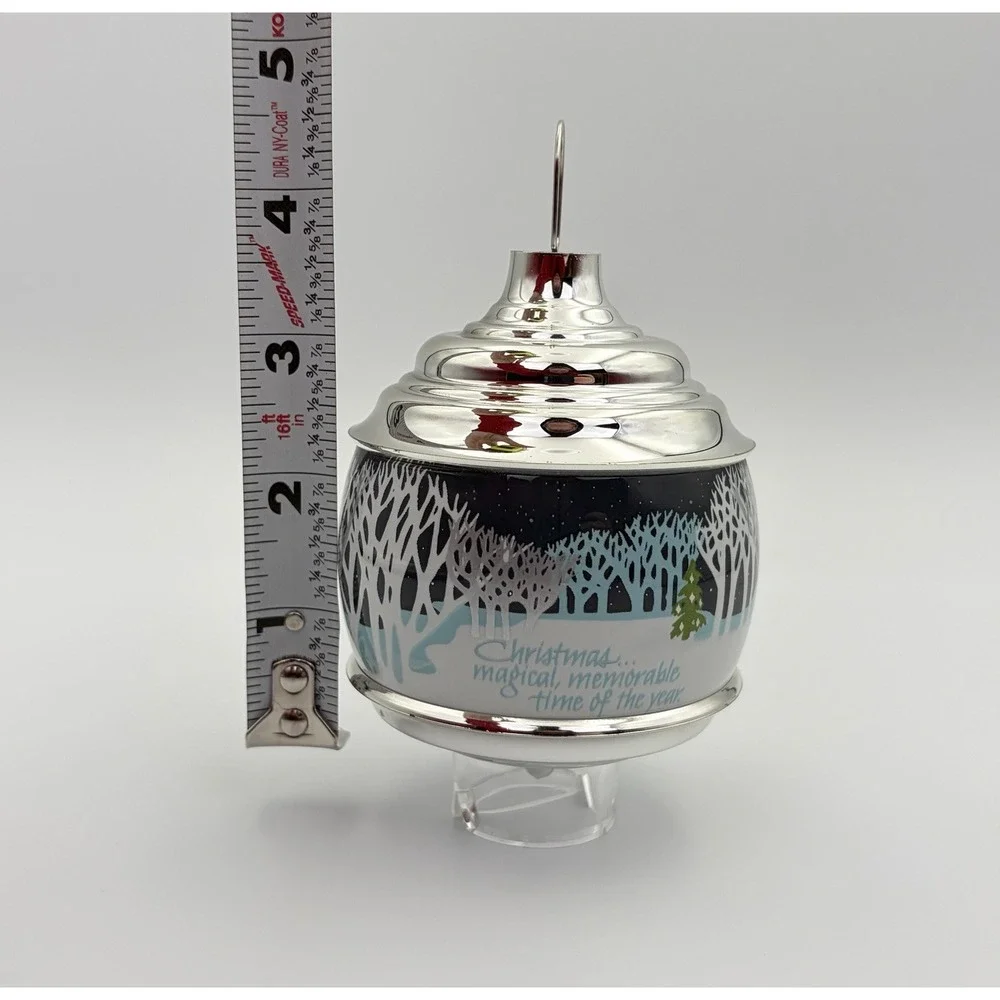 Hallmark 1984 Christmas in the Forest Lighted Tree Ornament QLX703-4 Vintage